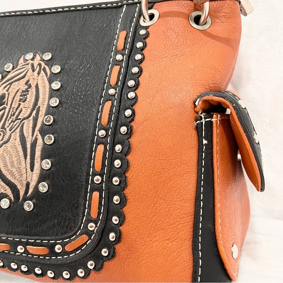 P&G Collection Faux Leather Western Horse Studs Handbag NWT SOLD AS IS - Picture 4 of 16